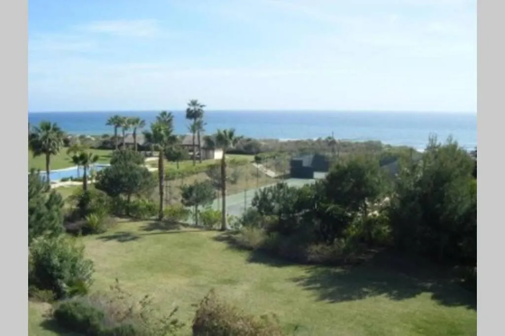 Marbella Beachside Apartment In 5 Star Gated