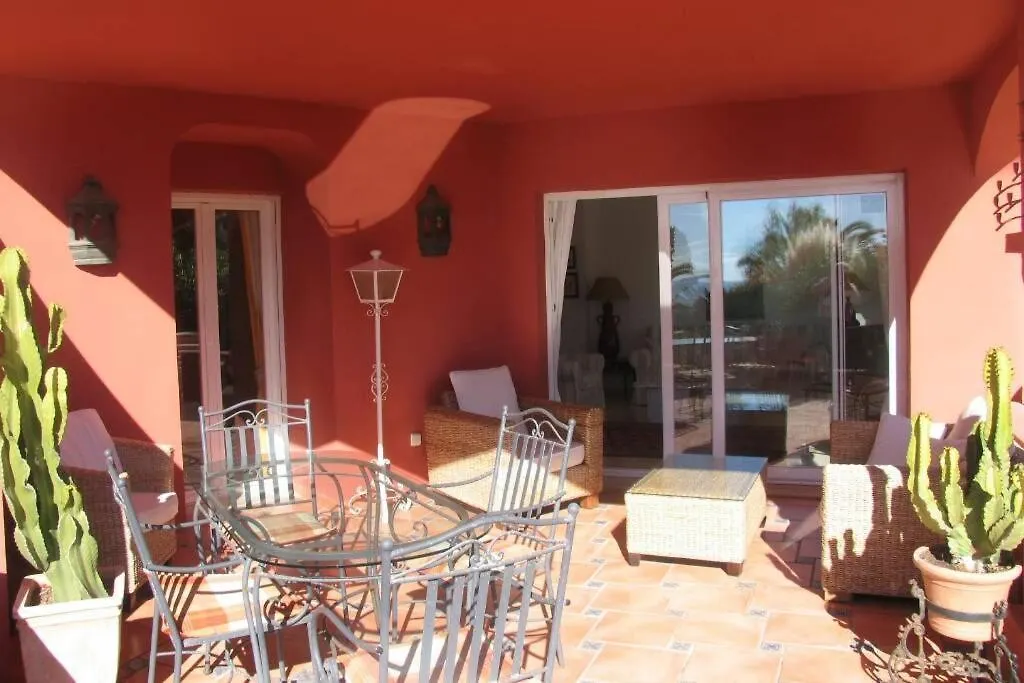 Marbella Beachside Apartment In 5 Star Gated 0*,