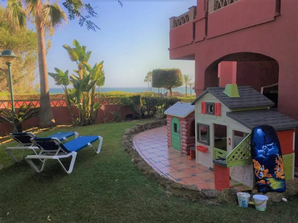 Marbella Beachside Apartment In 5 Star Gated